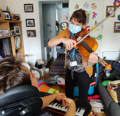 Aby, music therapist